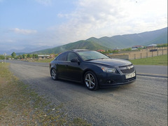 Chevrolet Cruze: 1.4 l | 2014 il Sedan