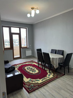 Kiraye 450 man .Xırdalanda Bakı -Sumqayıt yolunun kenari