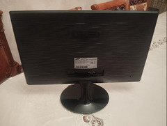 Monitor satilir Samsung - 2