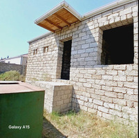 Buzovna Maştağa yolu xeyat evi satilir 25 300 Manat