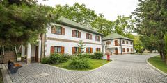 RIVER INN RESORT & SPA