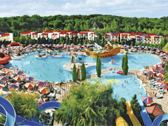 Atlant Holiday Village, Набрань