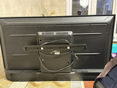 Televizor Riffle 40" FHD (1920x1080) - 3