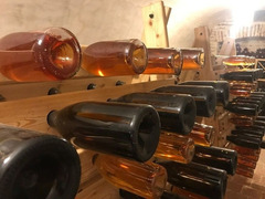 Gürcüstan şərabları satilir  – seçmə kolleksiya