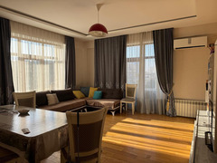 Nərimanovda 4 otaqlı mənzil