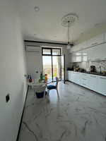 Sumqayitda Heydər Əliyev prospektində 2 otaq 94 kv mənzil satılır 140000manat
