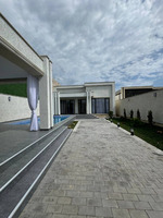 Şüvəlan qəsəbəsi, 230 saylı məktəbin yaxınlığında, 3.6 sot torpaq sahəsində, modern üslubda, Bağ Evi