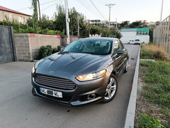 Fusion TITANIUM HYBRID на продажу с незакрытыми подушками безопасности и идеальной истори