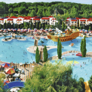 Atlant Holiday Village, Набрань
